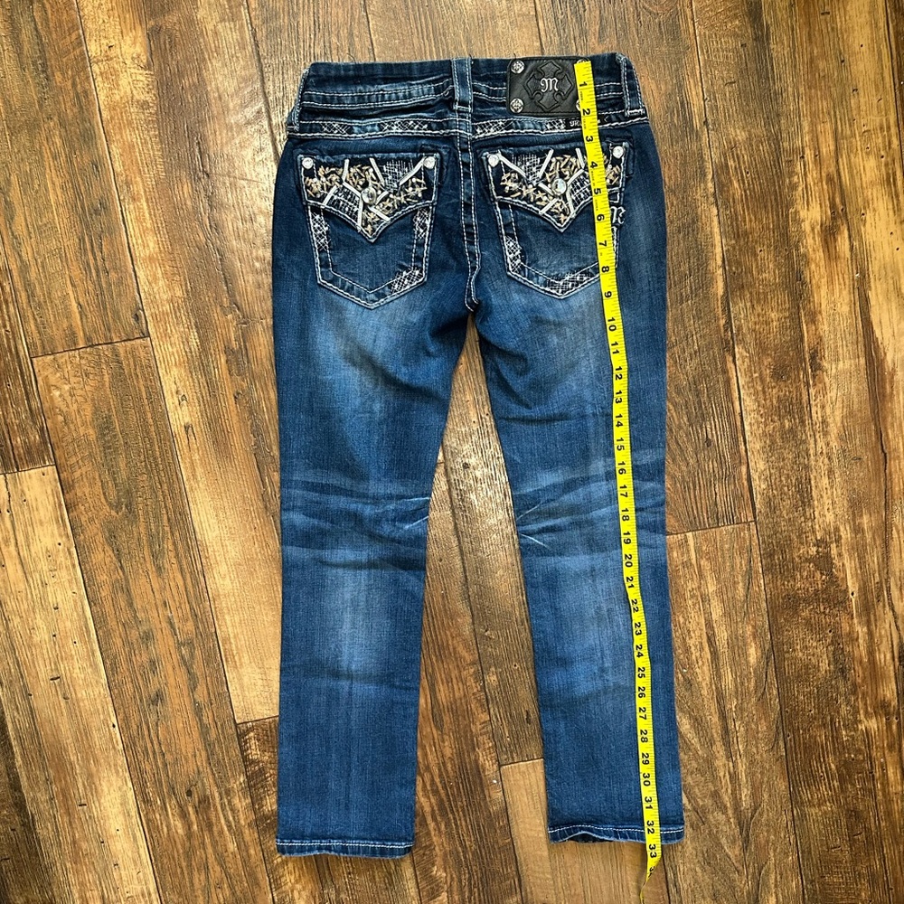 Miss Me Women's Cropped Jeans with Silver Embellishments - Picture 7 of 9
